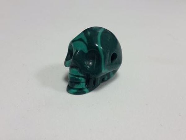 Imagen de Colgante calavera de piedra natural malaquita