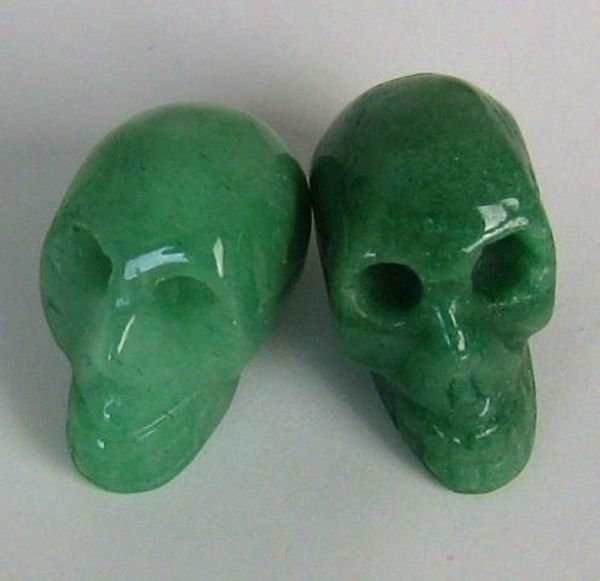 Imagen de AMULETO CALAVERA PIEDRA NATURAL JADE