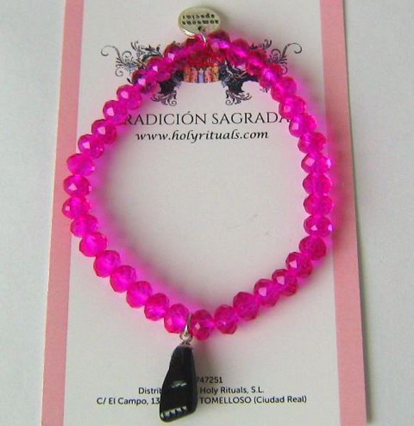 Imagen de Pulsera higa puño cerrado cristal swarovsky facetado rosa fucsia  y medalla "someone special" . Contra mal de ojo.